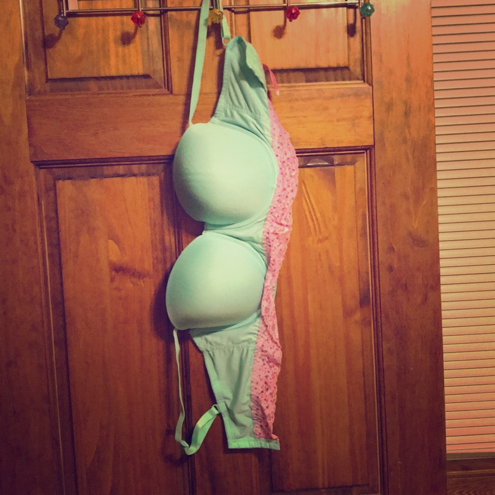 Light green/pink bra